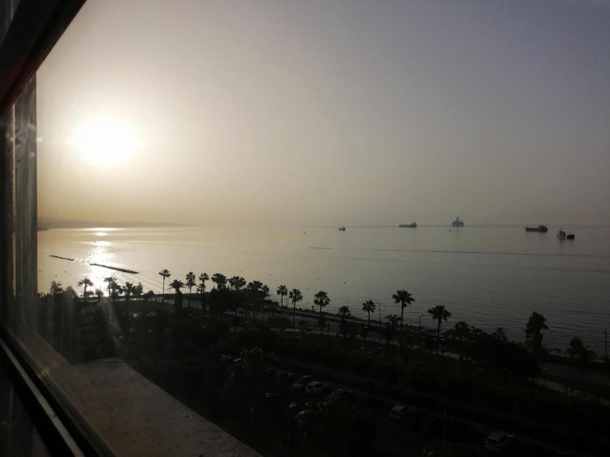 A City-Center Seaview Penthouse At Oceanic Limassol Extérieur photo