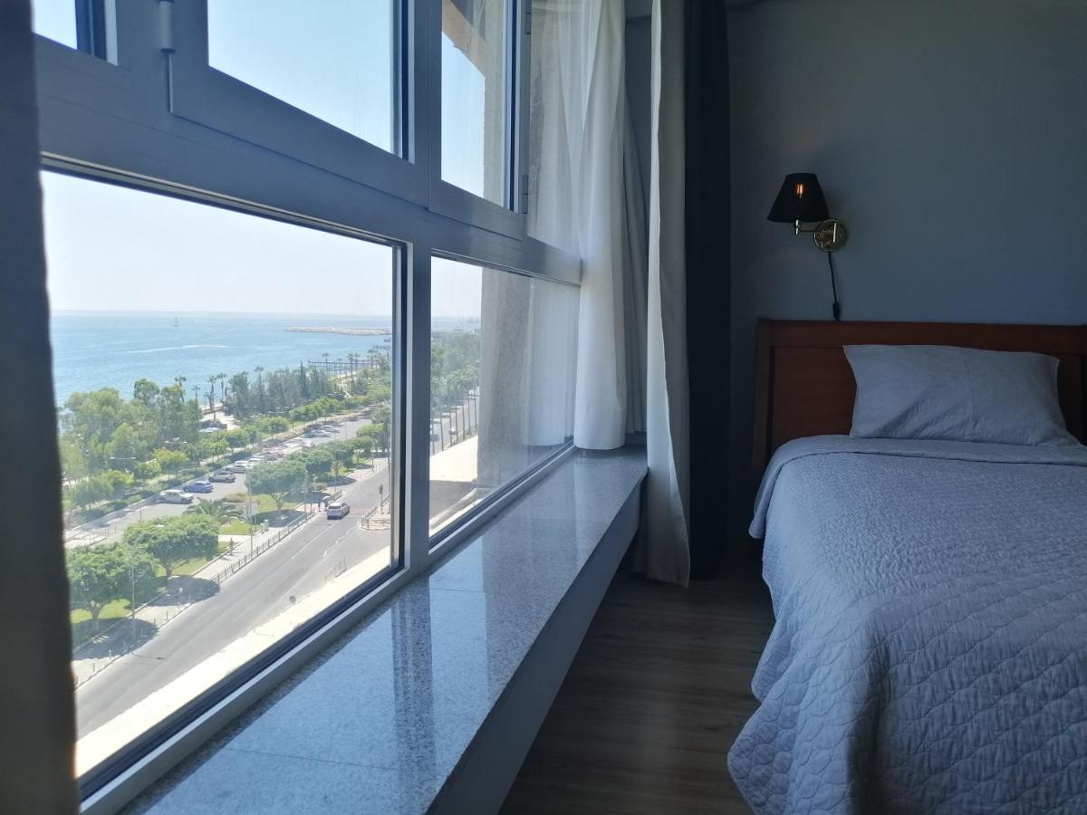 A City-Center Seaview Penthouse At Oceanic Limassol Extérieur photo